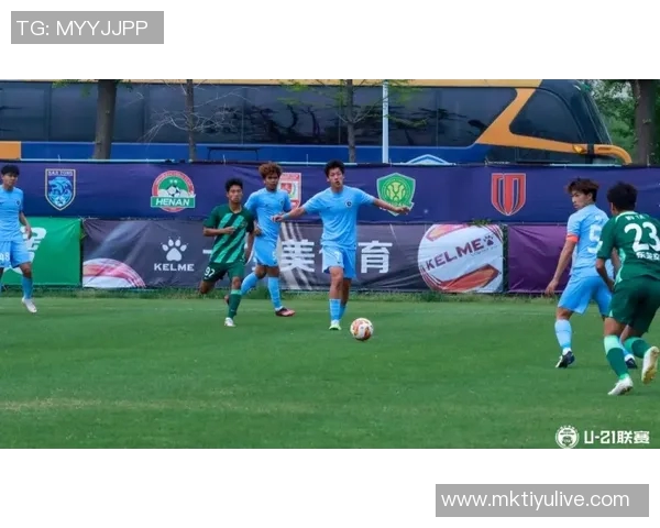 青少年精英联赛U21组决赛首轮上海申花与深圳新鹏城激战成平局